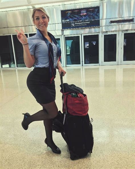 Pin By Todd On Airline Ladies Sexy Flight Attendant Female Pilot