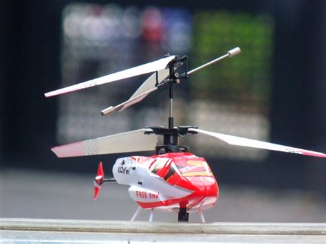 rc review  bird  ch mini indoor helicopter  gyro