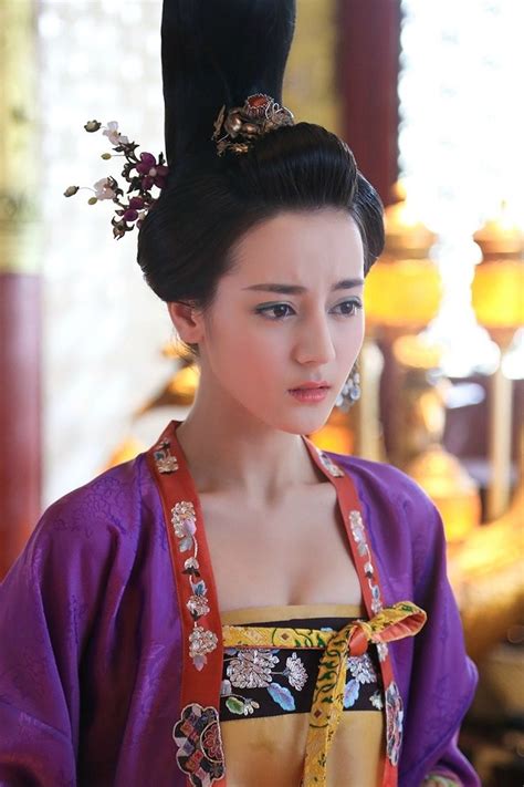 dilraba dilmurat her pinterest photo galleries photos and galleries