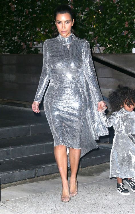 kim kardashian in silver dress 02 gotceleb
