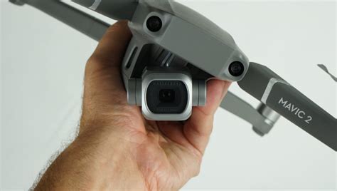 dji mavic  zoom     sensor   pair  folding drones