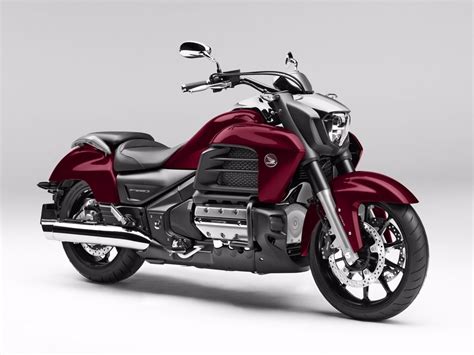 honda presenta tres nuevas motos  el mercado europeo