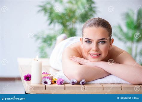 The Woman During Massage Session In Spa Stock Image Image Of Parlor