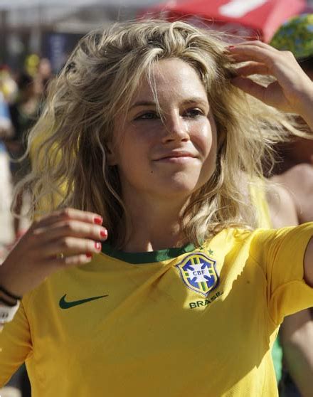 كـل شيـــئ جميلات كأس العالم 2014 البرازيل sexy girl
