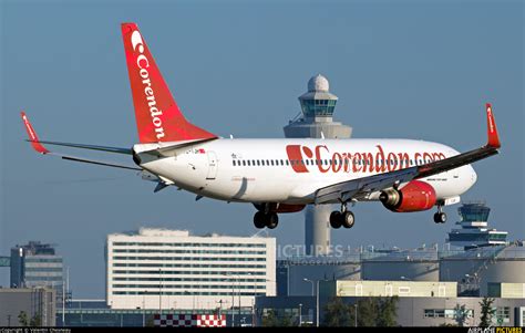 tc tjh corendon airlines boeing    amsterdam schiphol photo id  airplane