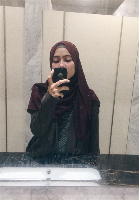 Keren Instagram Pose Gaya Selfie Hijab Kekinian Jilbab Gallery