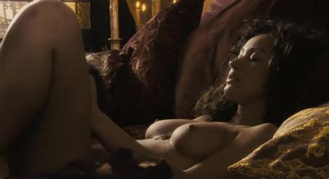Nude Video Celebs Lisa Ray Nude Moneca Delain Nude Kill Kill