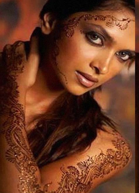 hot bollywood beauties picture deepika padukone biography and rare hot picture