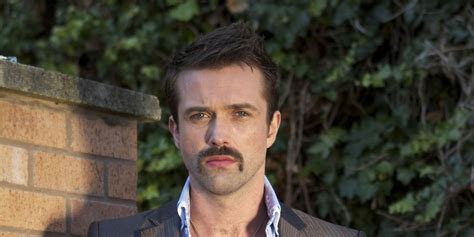 hollyoaks star scanlan will be missed
