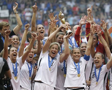 u s women s soccer players deserve equal pay and it shouldn t take a