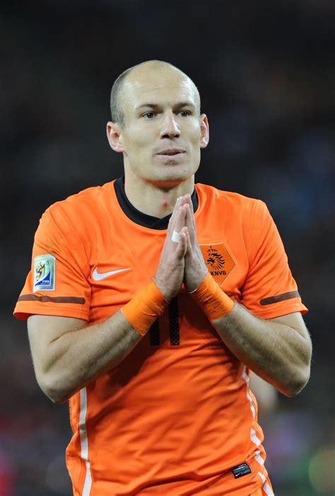 top football players arjen robben profile  picturesimages