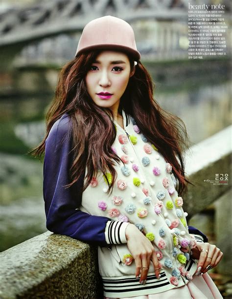 [pictures] 140117 Snsd Yuri And Tiffany Vogue Girl Magazine February