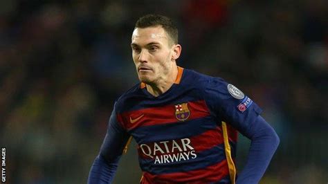 thomas vermaelen barcelona defender completes roma loan move bbc sport