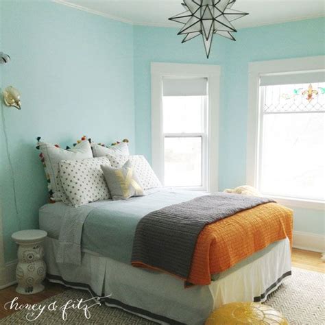 Benjamin Moore Barely Teal Living Room Paint Color Ideas