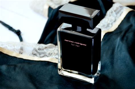 narciso rodriguez for her edt blog o perfumach pachnące historie