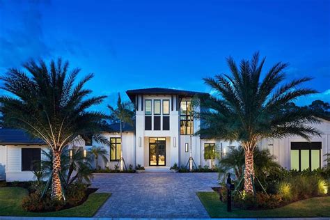 top   features   luxury home