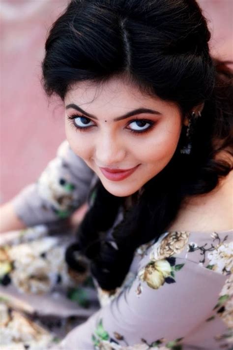 telugu cute actress athulya ravi beautiful images in