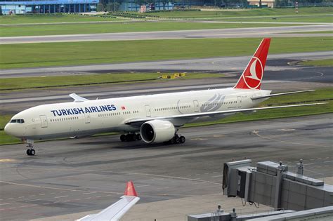 File Turkish Airlines Boeing 777 300er Tc Jjg 