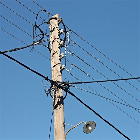 electric pole telecompetitor