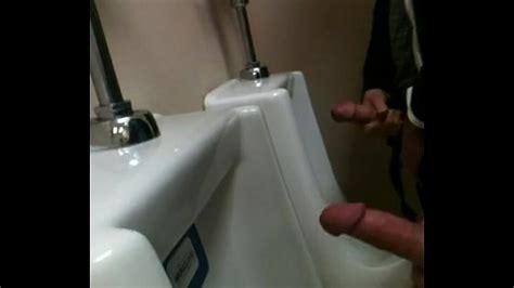 urinal jerk off xnxx