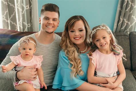 teen mom catelynn lowell shares rare photo of daughter novalee 6 as