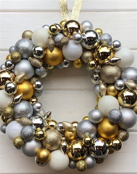 silver gold christmas holiday ornament wreath