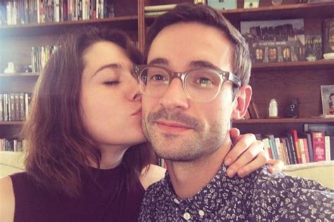 mary elizabeth winstead and riley stearns to divorce