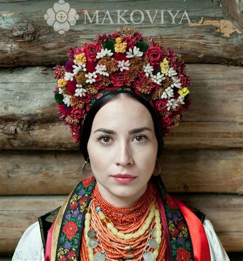 Pin By Bruna Lubczyk On Cultura Ucraniana Festival Captain Hat Hats