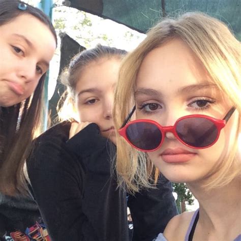 Lily Rose Depp Beauty Inspiration Lily Rose Depp Hair And Makeup