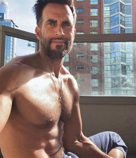 cheyenne jackson shows off his shredded body with a thirst trap post