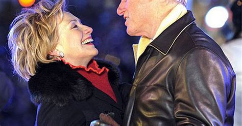 Bill Clinton Sex With Liz Hurley As Wife Hillary Slept