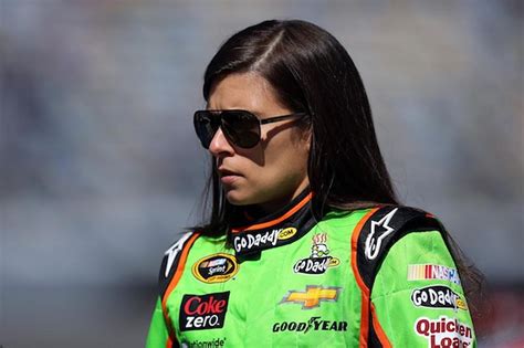 Danica Patrick Wins Daytona 500 Pole Becomes First Woman To Win A Cup