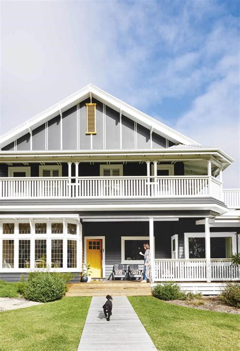 californian bungalow  barwon heads    sunny makeover bungalow exterior dark home
