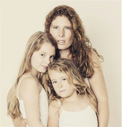 Pin Van Sharon Rompa Op Daughter And Mother