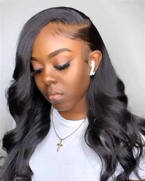 middle part sew   closure curly hair fashionblog