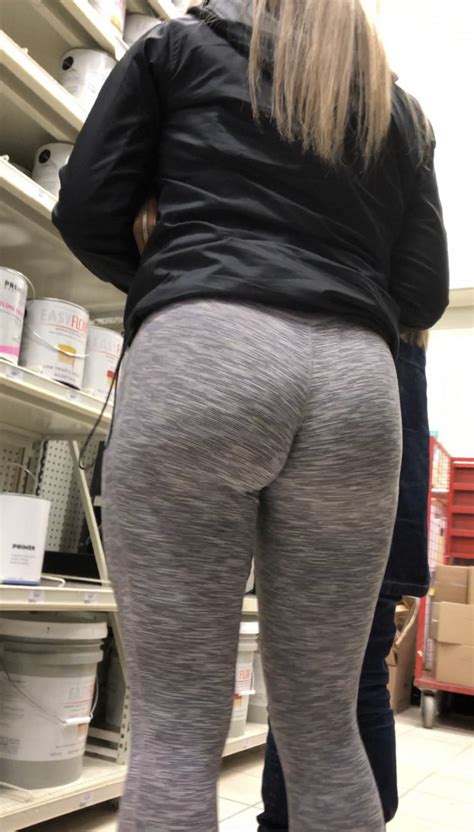 teen shopping with her mom spandex leggings and yoga