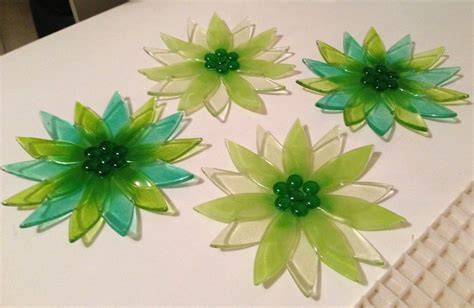 360 Fusion Glass Blog Working With Powders To Make Fused Glass Flower