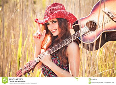 hippie girl with guitar porn tube
