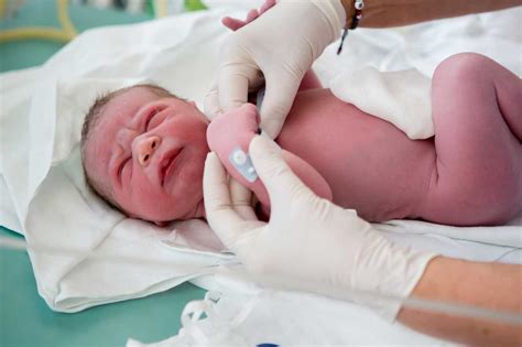 baby  birth newborn care  assessment