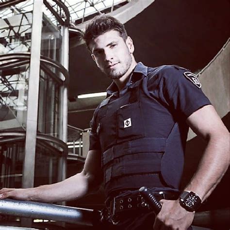 This Super Hot Subway Security Guard Is Reason Enough To Go To Brazil
