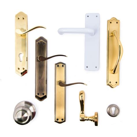 wide range  varieties   door handles