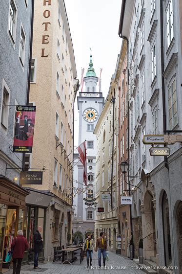 salzburgs  town   guided walking  travel