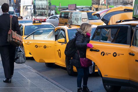explainer uber taxi partnership   york city crains  york business