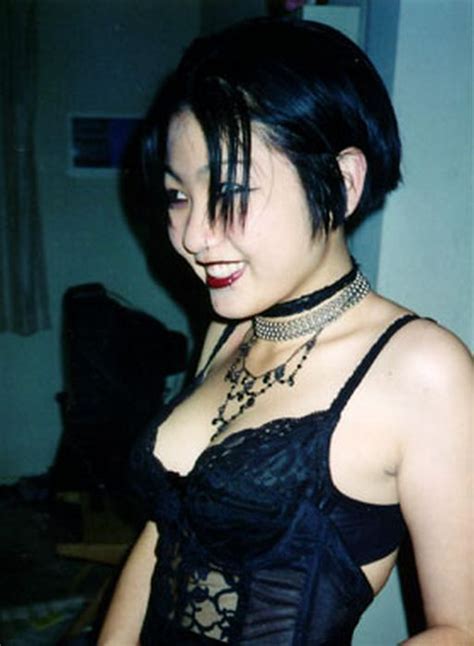 wanna take a walk on the dark side do it with these 14 gorgeous goth asian girls amped asia