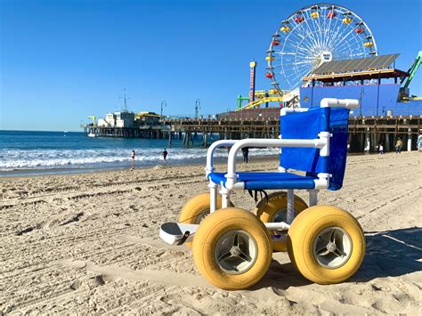 las sillas de ruedas  la playa ya estan disponibles en el acuario de heal  bay bajo el