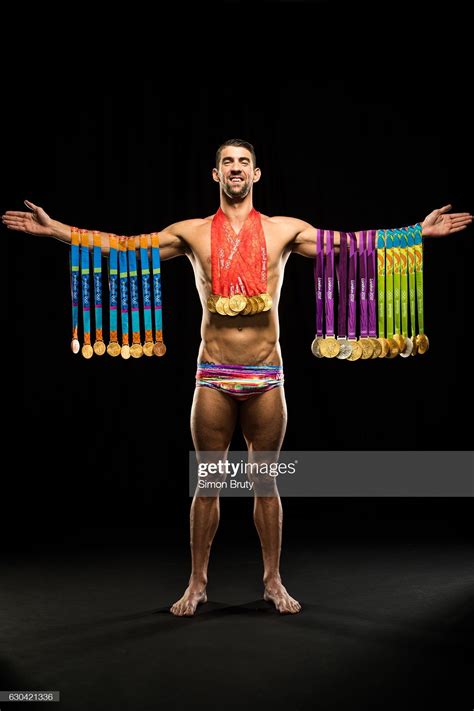 olympic athletes michael phelps summer olympics gold medal swimmer