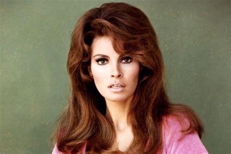 Raquel Welch Actress And 60s Sex Symbol Dies At 82