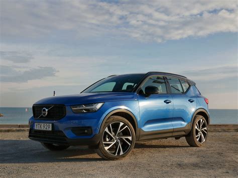 electric volvo xc  debut  year swedespeed