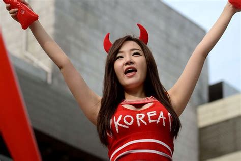 pretty fangirls of the world cup 2014 korea soccer