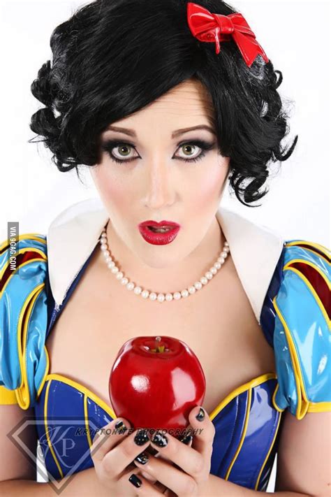 Snow White By Ashcake Cosplay Me Snow White Cosplay